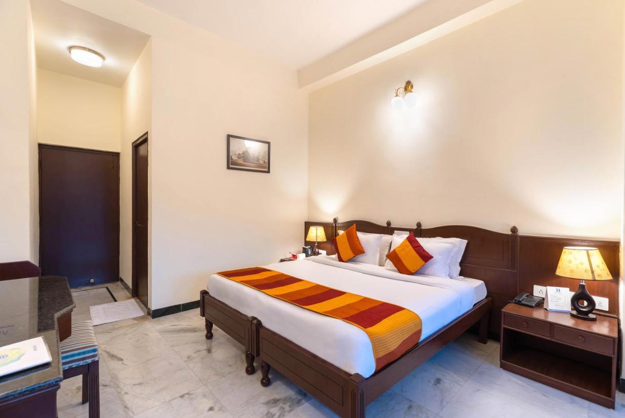 Sarovar - Lake Facing Boutique Hotel On Lake Pichola Udaipur Exterior photo