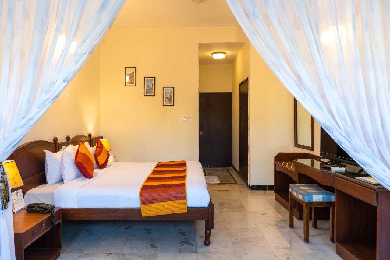 Sarovar - Lake Facing Boutique Hotel On Lake Pichola Udaipur Exterior photo