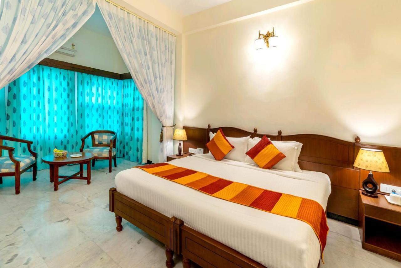 Sarovar - Lake Facing Boutique Hotel On Lake Pichola Udaipur Exterior photo